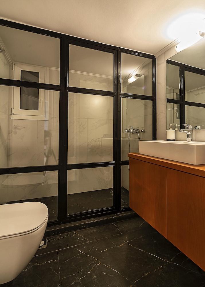 Elegant, Spacious & Minimalist Aptm W/Balcony Apartment Atena Exterior foto